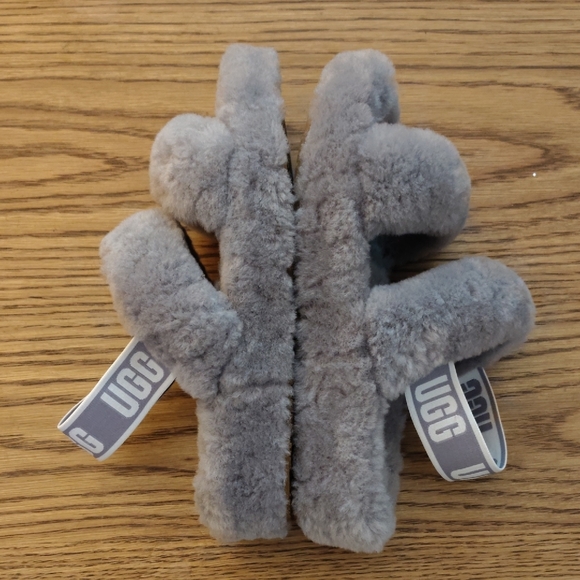 UGG Fluffy Gray Women's Slippers - Picture 6 of 8
